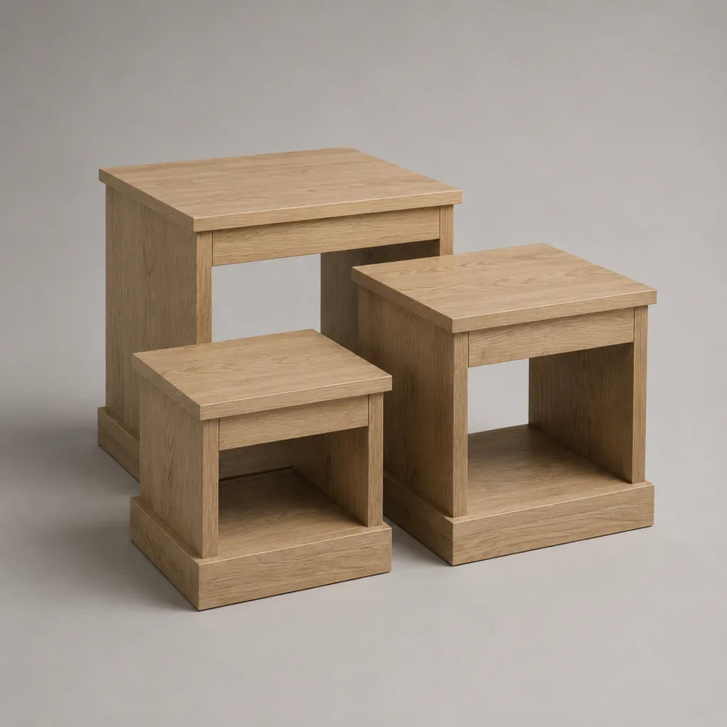 3-teiliges quadratisches Couchtisch-Set aus MDF mit Eichenfurnier, Eiche Natur, 50 × 50 × 55 cm, 40 × 40 × 45 cm und 30 × 30 × 35 cm