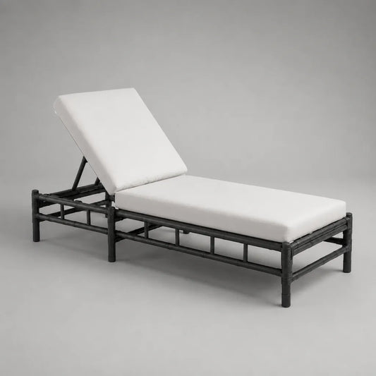 Gartenliege aus Rattanrohr mit verstellbarer Rückenlehne und Polyesterauflagen, Schwarz/Weiß, 200 × 75 × 90 cm